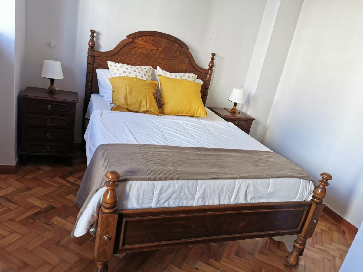 Hostel Vila Nova فيلا نوفا دي غايا الغرفة الصورة